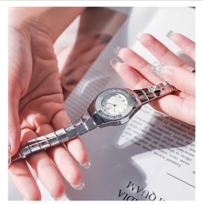 China Ultra Thin Luminous Waterproof Watch Color Ladies Wrist Quartz Waterproof Watch for sale