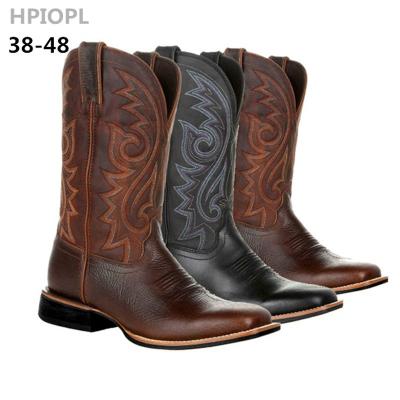 China Medium Cowboy Biker Boots Embroidery Smart Chelsea Western Boots Deodorization Men's Tube Shoes for sale