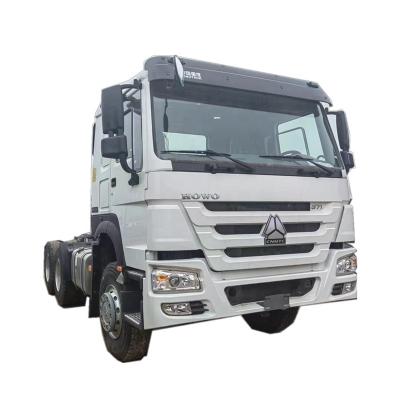 China New Product EuroII Howo Tractor Truck 371hp 6x4 Tractor Trailer Truck Price 680*250*340 for sale