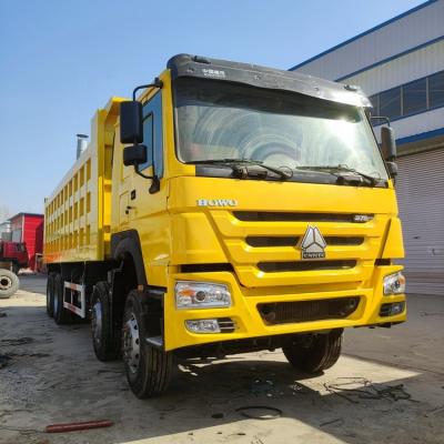 China Large Truck-Truck 40tons 30 Ton Capacity Second Hand Freighter Used Vehicle For Sale > 8L for sale