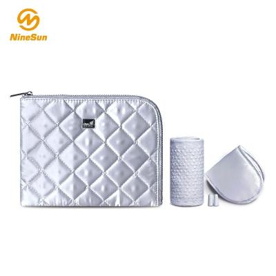 China Portable/Muli-funcional/Customizable Travel Kit Business Class Amenity Kit New Design Durable Inflight Amenity 2019 With High Quality For Airline Passengers for sale