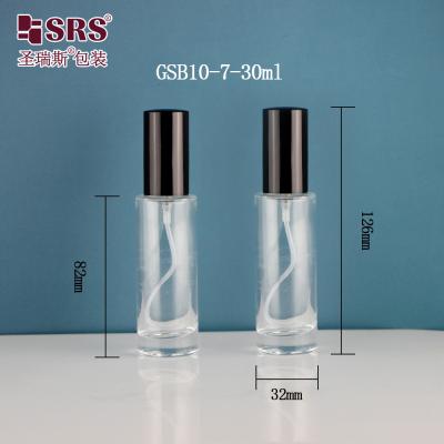 China Quadratisch Eleganter Spender Feinnebel Luxus-Handdesinfektionsmittel Behälter 15 ml 30 ml Glas Sprayflasche zu verkaufen