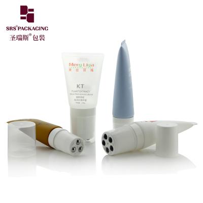 Cina 100 ml 120 ml 5 sfere di acciaio a rulli Crema di massaggio vuota Cosmetica Plastica Tubi a sfera a rulli in vendita