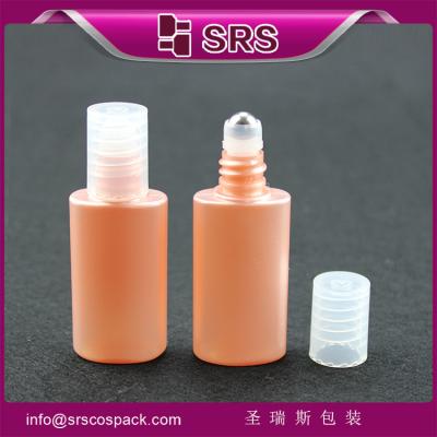 China SRS China proveedor 2015 nuevo contenedor de plástico 12ml PET crema para ojos con rollo en el tipo de sellado en venta