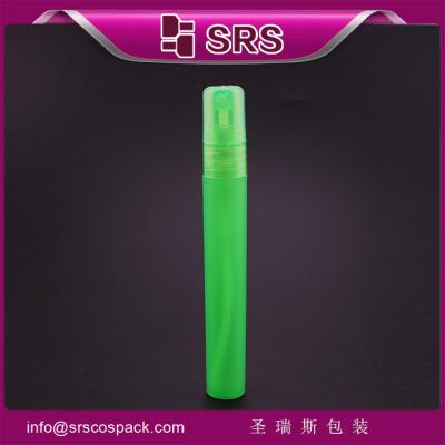 China SRS por atacado cor natural 10 ml de perfume de plástico redondo recipiente pequeno com pulverizador de bomba à venda