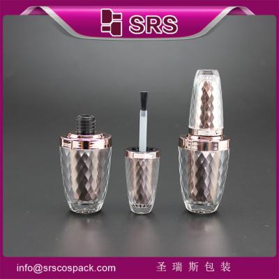 China Shengruisi Verpackung NP-003 Kunststoff 8 ml Nagelgel Flasche mit Kappe und Bürste zu verkaufen