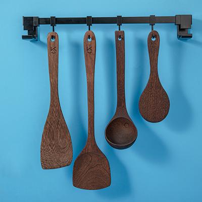 China Viable Wooden Spoon Shovel Wholesale Wooden Spoon Winged Chicken Pot Shovel Soup Spoon Rice Spoon High Temperature Tableware Set for sale