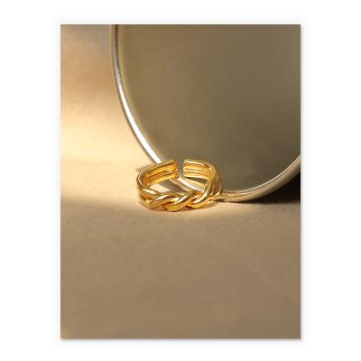 China CLASSIC European and American Luxury Line Design Metal Winding Brass Rings Twist Rope Gold Plated Rings for sale