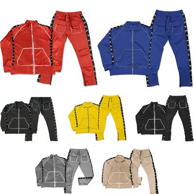 China Mens Tracksuits Breathable Zipper Pockets Reflective Hoodies And Sweatpants Sets Street Wear Suits for sale