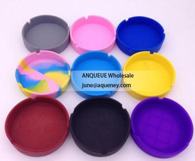 China Custom Round Silicone rubber Cigarette ashtray, ashtray silicone zu verkaufen