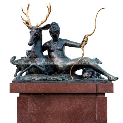 China Europe Large Outdoor Deer Statues Plaza Decoration Processing Customized Deer Statues for sale