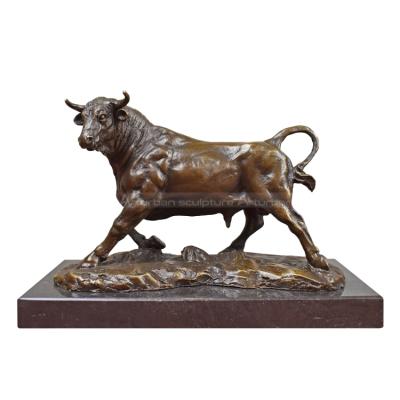 China Europe High Quality Life Size Bull Statue Antique Bronze Bull Animal Sculpture for sale