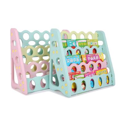 China Schools Giraffe Shape Kids Shelf Kindergarten Furniture for sale