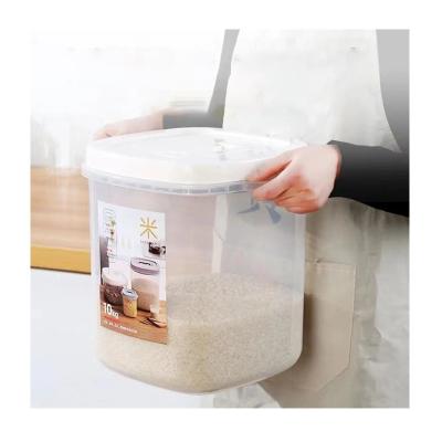 China Lihanrui Large Capacity Kitchen Storage Bins Flour Bins Sustainable Rice Bin With Wheel Food Storage Container for sale