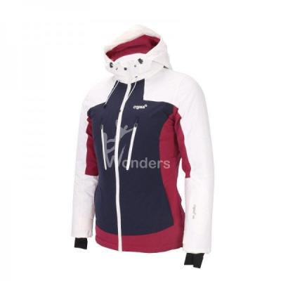 China Der wasserdichte Breathable Winter Ski Jacket With Detachable Hood der Frauen zu verkaufen