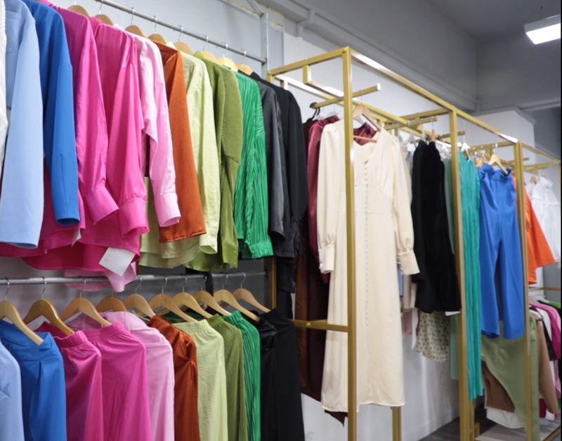 Verified China supplier - Guangzhou Haizhu Day And Night Dreams Garment Design Firm