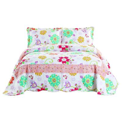 China Anti-Static Home Use 3pcs Set Scatter Printed Microfiber Bedspread Quilt Comforter Bedding Set for sale