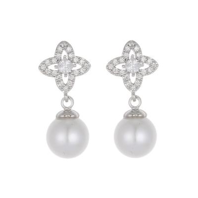 China Hot sale 925 durable 2022 Korean silver fashionable style pearl earring stud luxury zircon earrings for women for sale