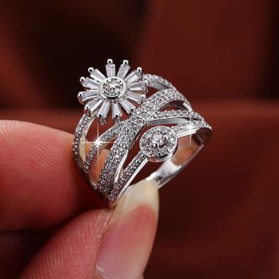 China New Fashion Durable Europe and America Popular Design Daisy Wide Silver Ring with Best Price for sale