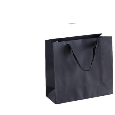 China Recyclable Luxury Black White Paper Bag Gift Custom Printed Shopping Bag for sale