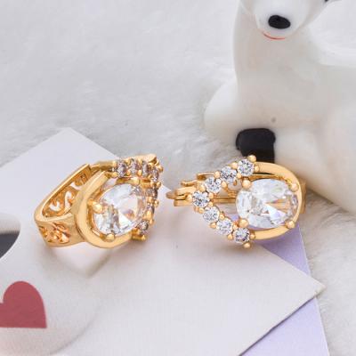 China TRENDY Gold Plated Jewelry Earring Matte Finish Bling Cz Snowflake Earrings Shape Huggie Earrings for sale