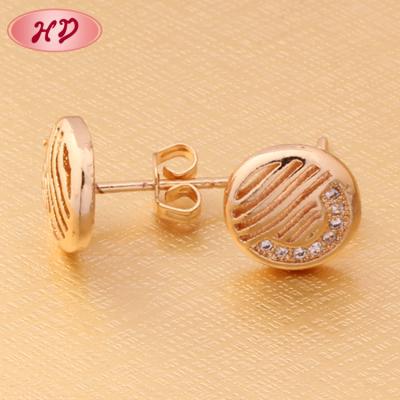 China No Allergic Cheap Brand Modern Gold Stud Earrings For Young Girls for sale