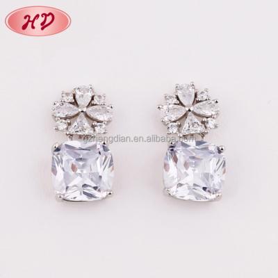 China No Allergic Fashion Jewelry 2017 Wholesale White Gold Plated AAA Zircon Drop Earrings Woman / Platinum Plated Earring Jewelry for sale