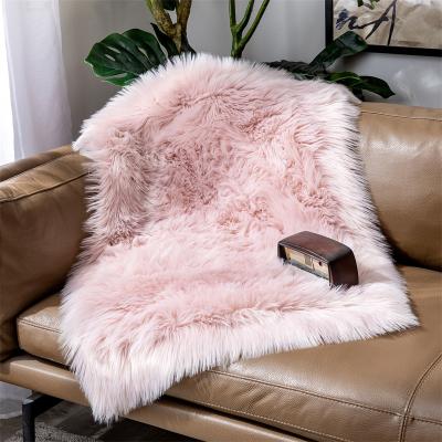 China Mulan Fur Mat Fluffy Carpet Customized Classic Long Style Faux Fur Rug Washable Luxury Home Decor Rectangle Blankets for sale