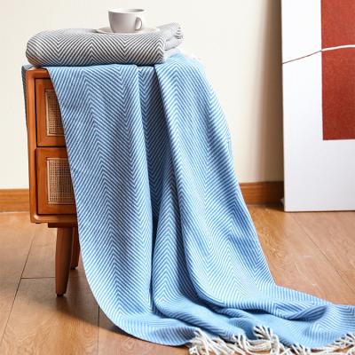 China PORTABLE high quality luxury design knitted jacquard blanket striped blanket acrylic throw blanket for sale