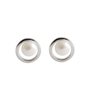 China 100% handmade sterling silver freshwater pearl earrings simple geometric ring cavity female jewelry silver earrings S925 for sale