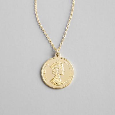 China Handmade 100% 925 Sterling Silver 18K Gold Plated Elizabeth Coin Pendant Necklace for sale