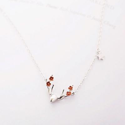 China Latest FASHIONABLE 925 sterling silver pendant necklace jewelry single deer head statues designs for gift for sale