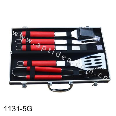 China Easily Cleaned 5 Pcs Portable Barbecue Tools With Rubber Grip for sale