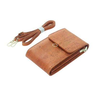 China Cork Fabric New Vintage Natural Oak Cork Crossbody Bag For Men's High Quality Vegan Eco-Friendly Cork Mobile Phone Bags Wholesale for sale