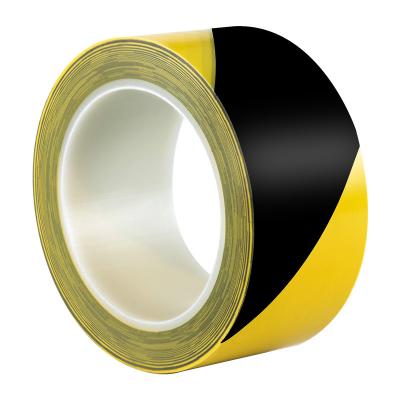 China Rubber Kleefstof Zwart en Geel PVC Tape Roll voor aangepaste waarschuwing Veiligheid Flagging Te koop