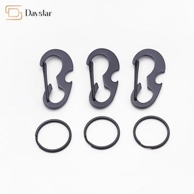 Cina Metal Bottle Opener Carabiner , Keychain Spring Hook Hiking D Shaped Buckle in vendita