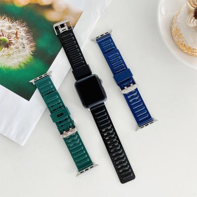 China Fashion Carbon Fiber Pattern TPU Watch Band For Apple Watch 7 Se 6 5 4 Wrist Strap For Iwatch 38/40/41mm 42/44/45mm for sale