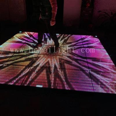 China 3D Nightclubs Tempered Glass Mirror Effect LED Dance Floor Wedding Party TV Display Floor Glowing Brick and Bars for sale