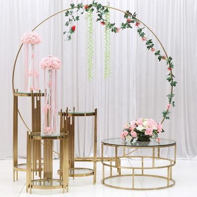 China Durable Centerpieces Decoration Event Party Stage Decoration Wedding Props Flower Road Lead Iron Flower Vase Holder Wedding Table for sale