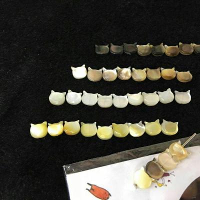 China Factory direct sale DIY jewelry accessory 8mm sea shells butterfly shells natural jewelry accessory (white, yellow, black) DIY for sale