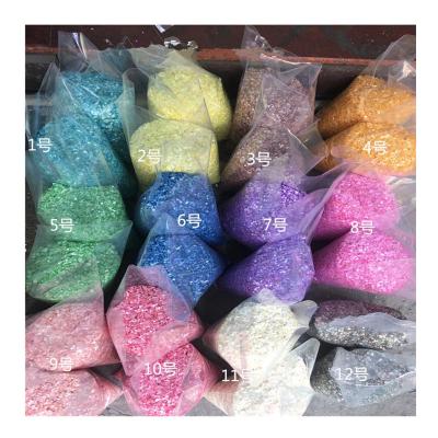 China 12 Colors Natural Shell Fragments In Beauty Or Jewelry Accessories, Small Nail Art Fragments, Shells, Cosmetics Accessories (1Kg Per Pack) for sale