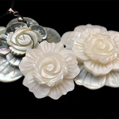 China DIY Jewelry Accessory Maker 30 or 50MM Natural White Shell Necklace Jewelry Accessories Black Butterfly Shell Flower DIY 2 Layer or 3 Layer for sale