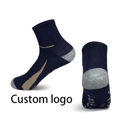 China QUICK DRY cotton wholesale custom logo men's socks super elite basketball running sports 100% socks unisex for sale