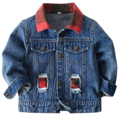 China SKYKINGDOM Anti-Wrinkle Customize Denim Jackets Baby Ripped Patched Boys Lattice Jacket Fashion Blue Jeans Jacket Children's Outwear for sale