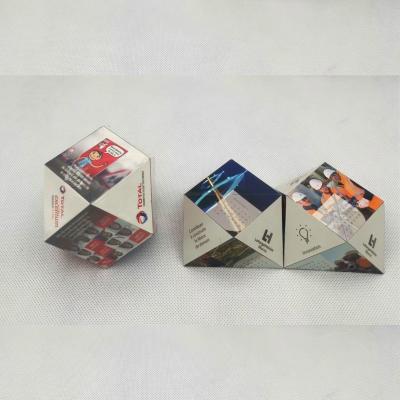 China Diamond Calendar Magic Photo Magnetic Collapsible Cube for sale