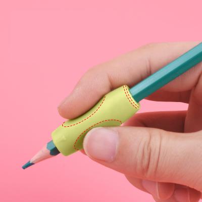 China Topper Wholesale Custom Colored Pencil Flexible Grip for Correcting Pen Holding Posture for sale