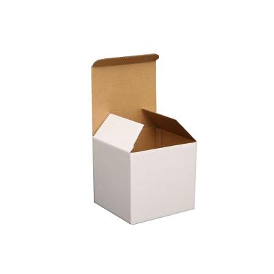 China Custom Logo Paper Box Corrugated Glossy Square Paper Box Recyclable for sale