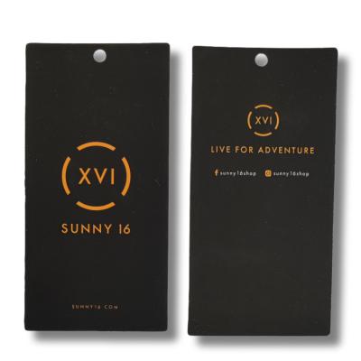 China Sustainable Fashion Custom Paper Hang Tags Label Clothing Hang Tags For Apparel Garment for sale