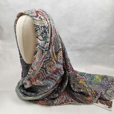 China LONG TIME hot sale 2022 fashion cashew flower pattern printed muslim headcloth scarves hijab for women for sale