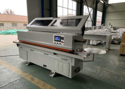 China Sperrholz PVC Brett Holzbearbeitung Kantenanleimmaschine 220 V 380 V Hohe Effizienz zu verkaufen